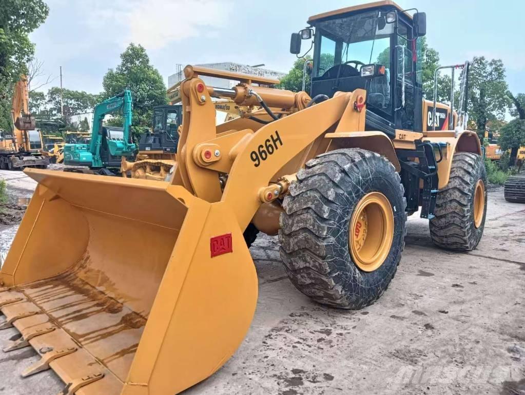 CAT 966 H Kolesové nakladače