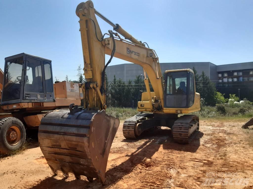 Komatsu PC200EN-6K Pásové rýpadlá