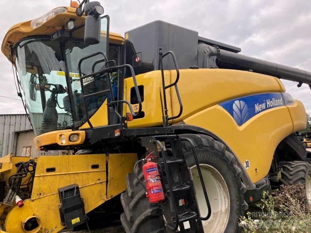 New Holland CR 9080 Kombinované zberacie stroje