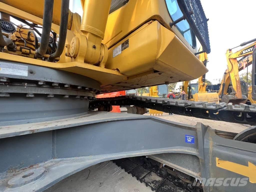 Komatsu PC 360-7 Pásové rýpadlá