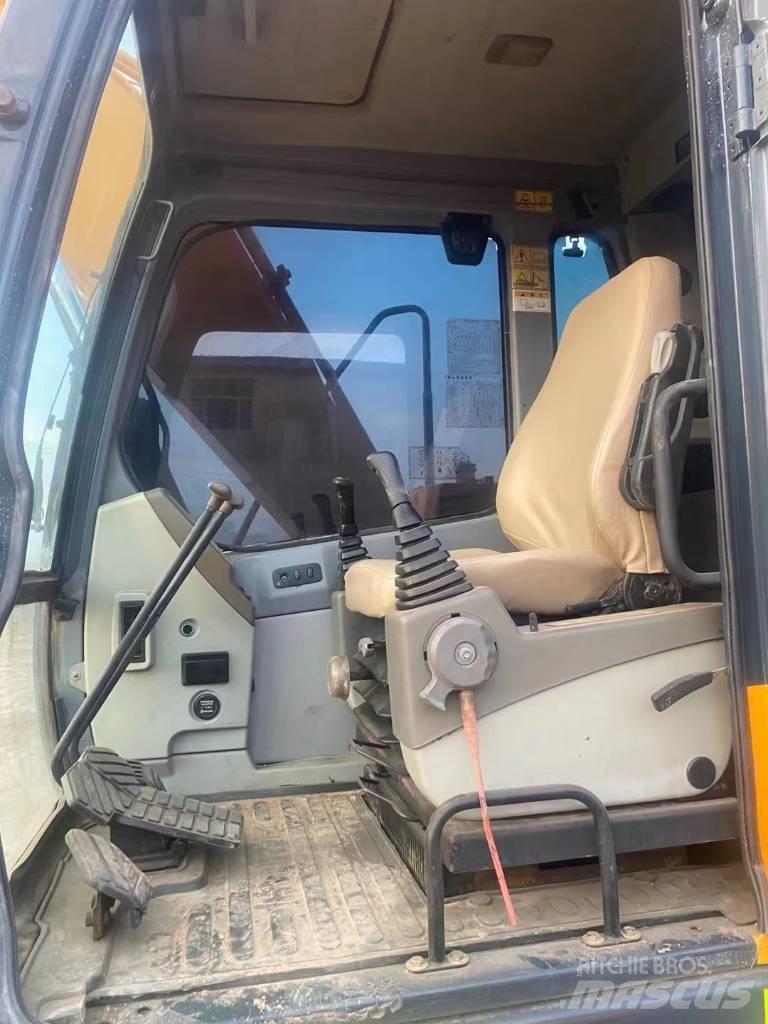 Hyundai R110VS Pásové rýpadlá