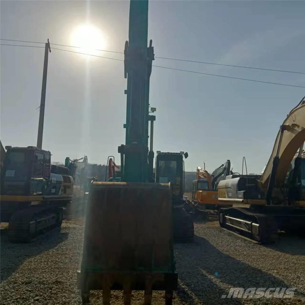 Kobelco SK 350 D Pásové rýpadlá