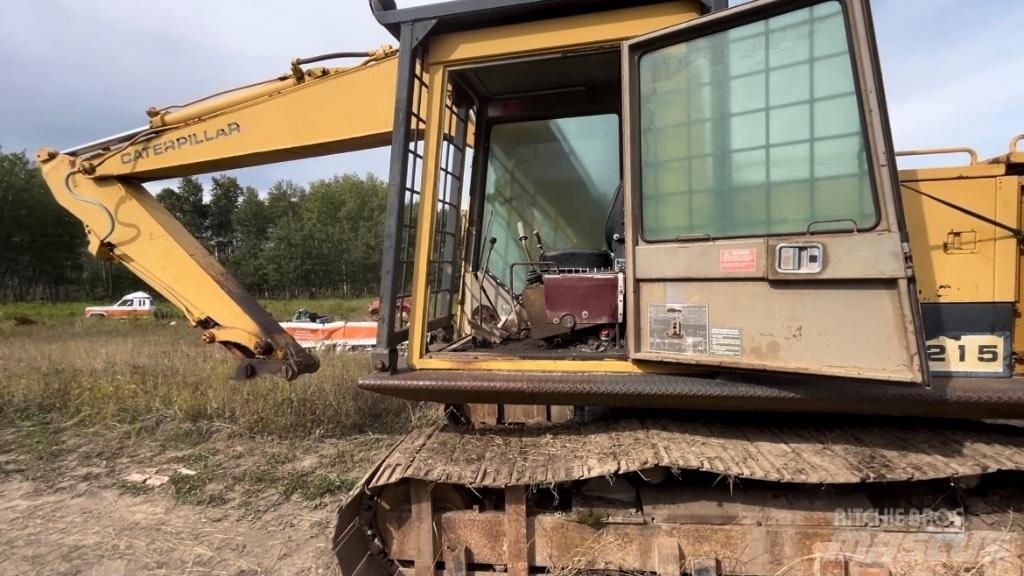 CAT 215 Pásové rýpadlá