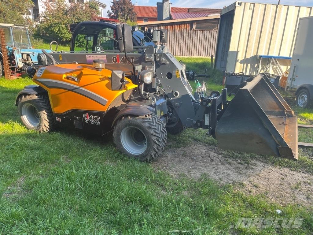 GiANT GT 5048 Teleskopické manipulátory