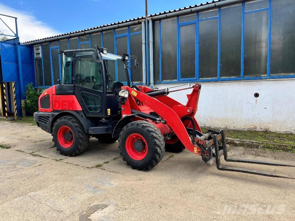 Kubota R082 Kolesové nakladače
