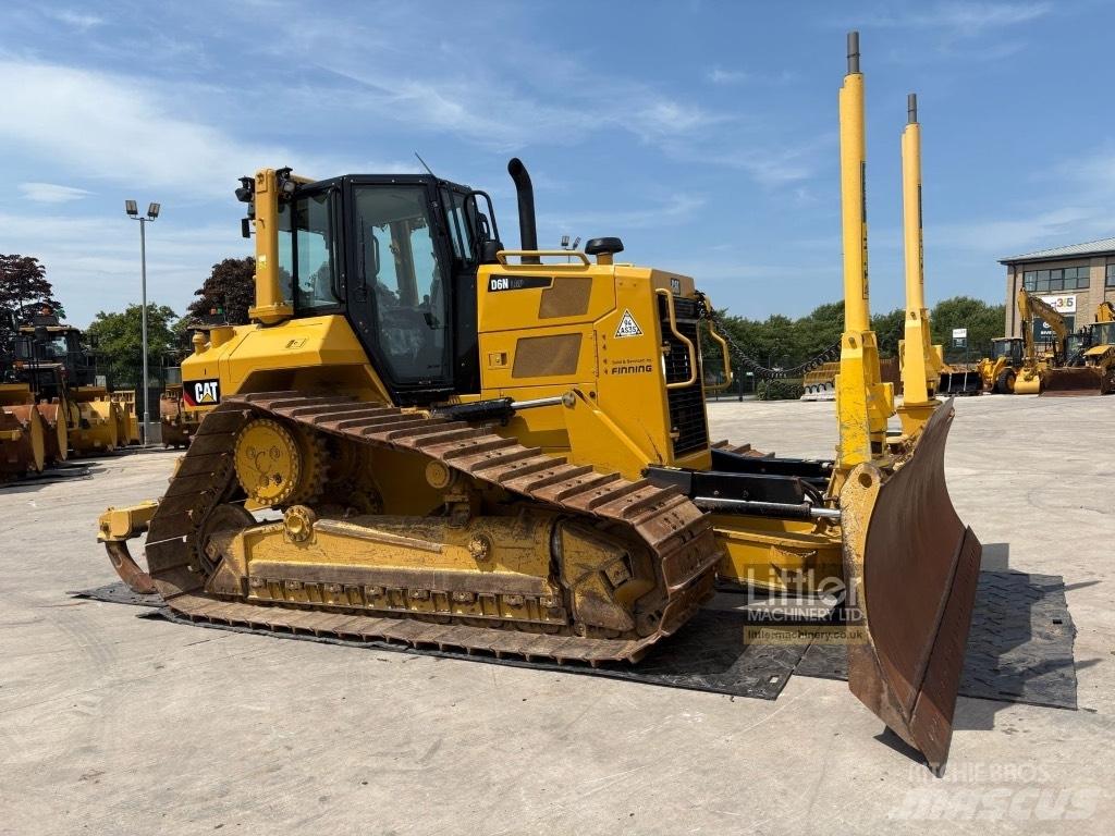 CAT D 6 N LGP Pásové dozéry