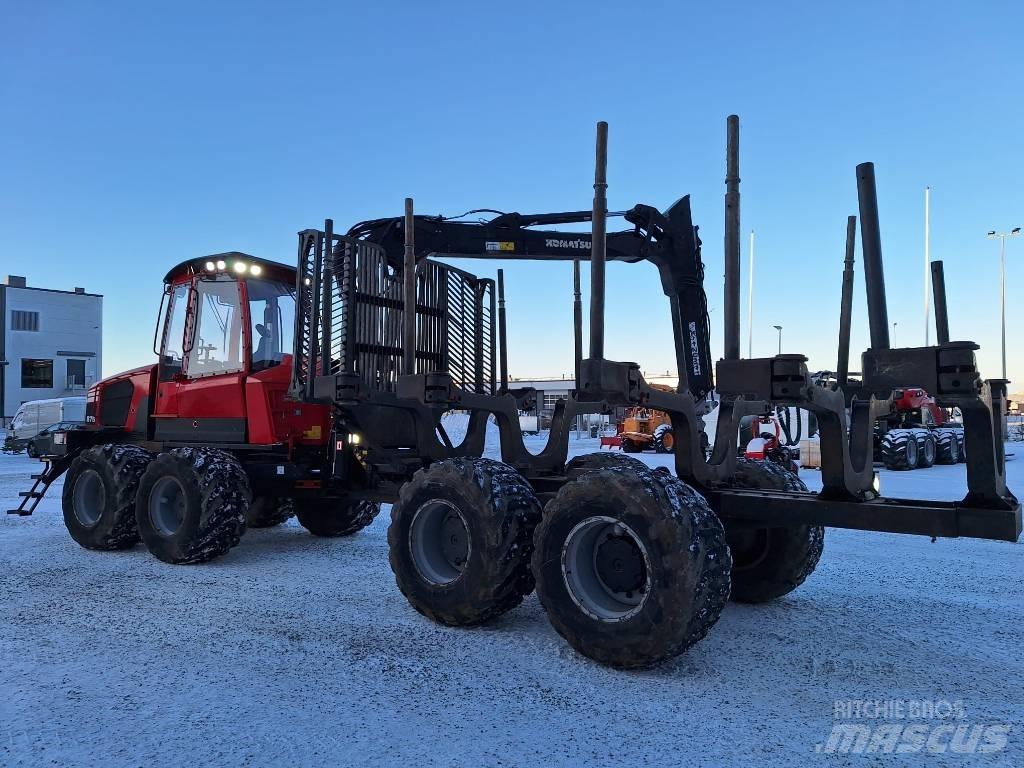 Komatsu 875 Lesné traktory