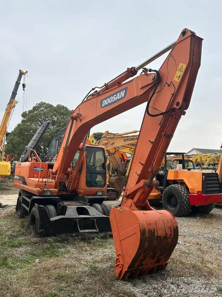 Doosan DH 210 W Kolesové rýpadlá