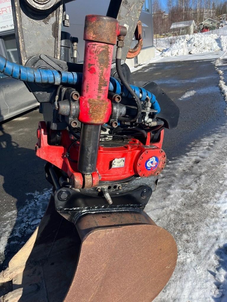 Volvo ECR 88 D Midi rýpadlá 7 t - 12 t