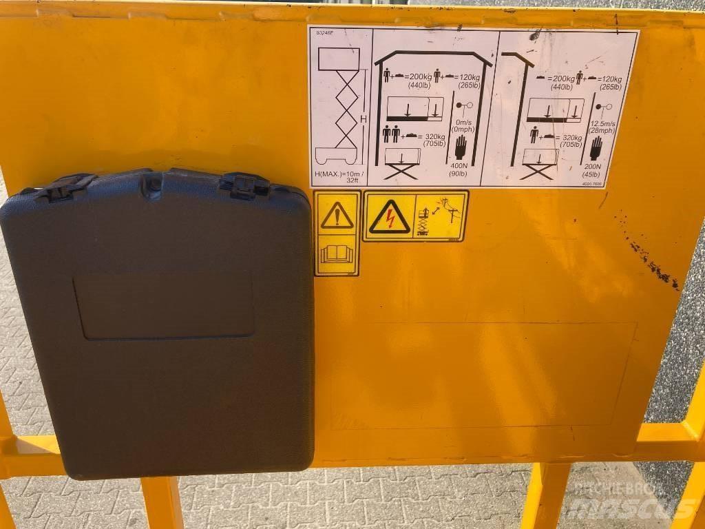 JCB S 3246 E Nožnicové zdvíhacie plošiny