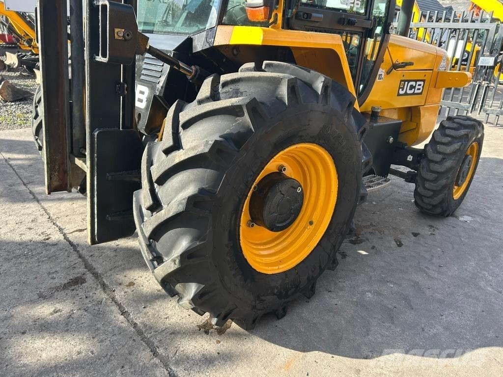 JCB 926 Terénne vysokozdvižné vozíky