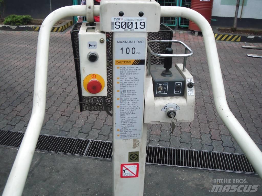 Aichi SX015      V-1650 Vertikálne stĺpové výťahy