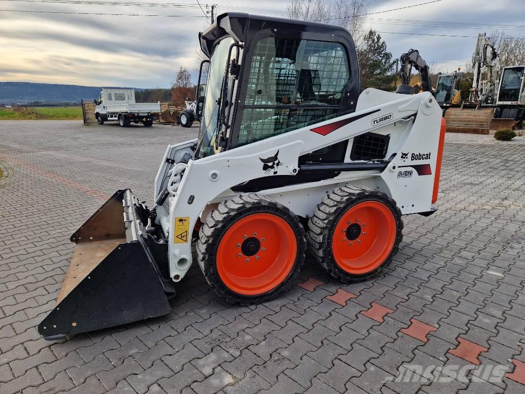 Bobcat S 450 Šmykom riadené nakladače
