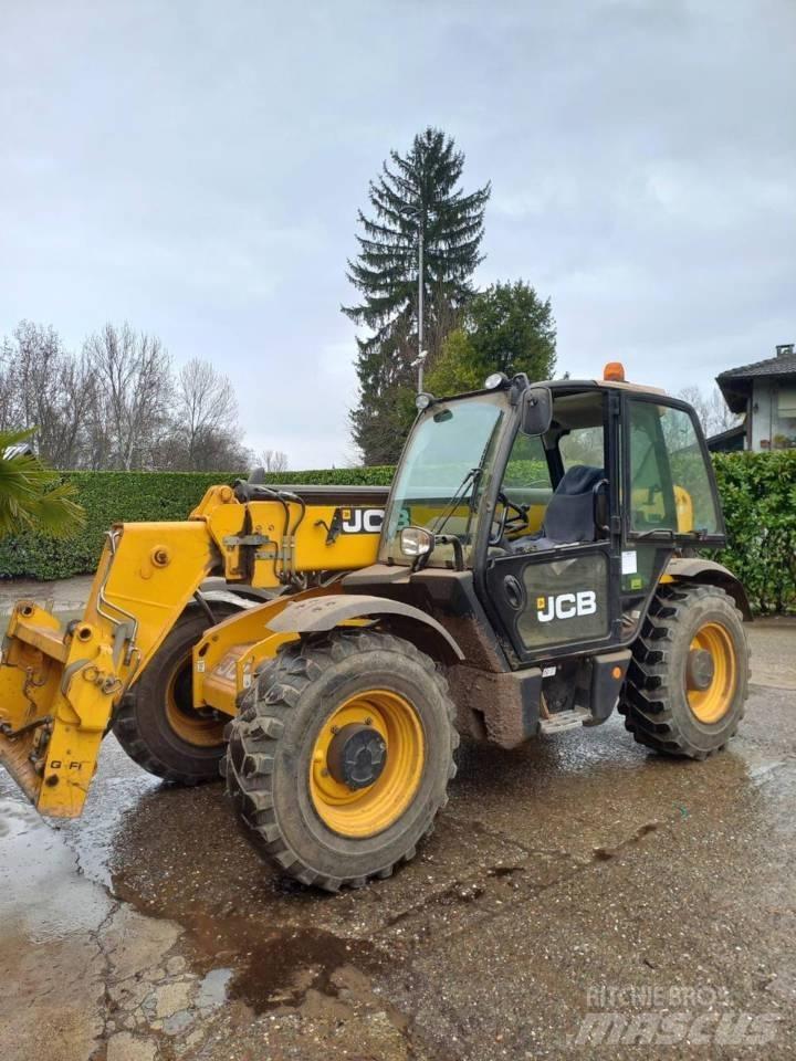 JCB 535-95 Teleskopické manipulátory
