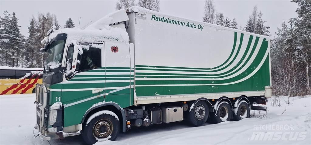 Volvo FH13 Vozne na drevnú štiepku