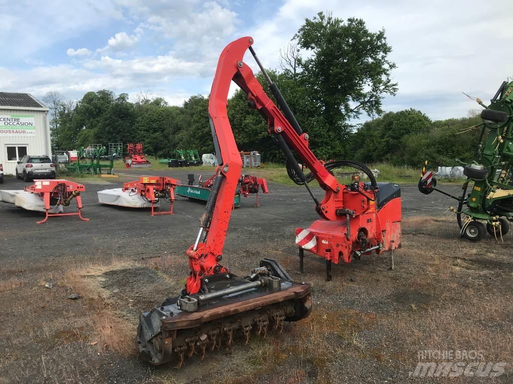 Kuhn EP 5050 SP Kosačky namontované a ťahané