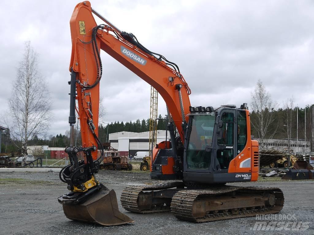 Doosan DX 140 LCR-5 Pásové rýpadlá