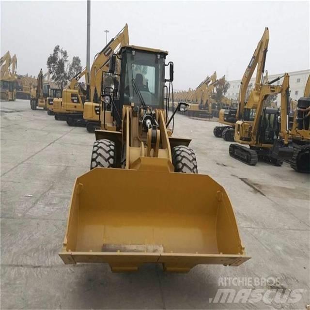 CAT 950G Kolesové nakladače