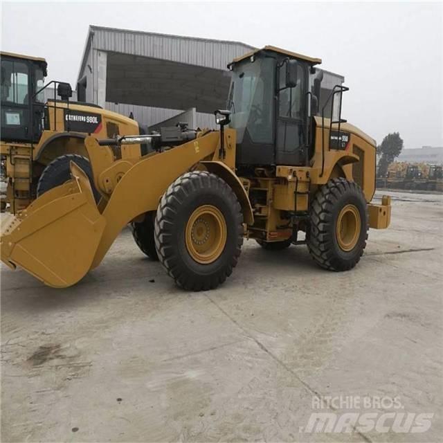 CAT 950G Kolesové nakladače