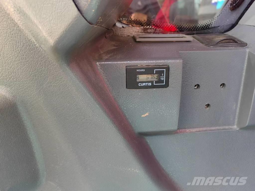 Doosan DX 345LC-9C Pásové rýpadlá