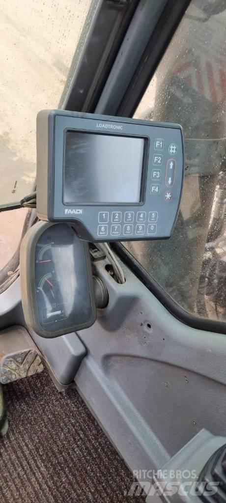 Volvo EC 210 B Pásové rýpadlá