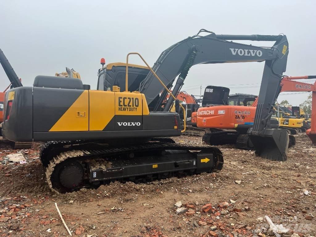 Volvo EC 210 B LC Pásové rýpadlá