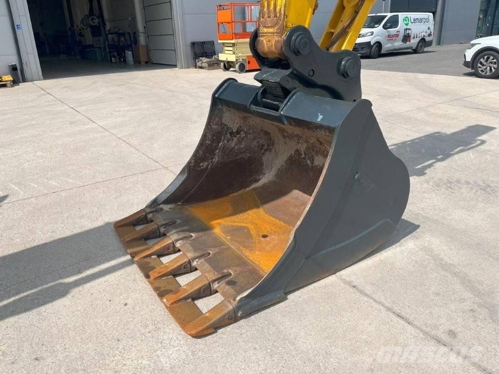 Komatsu PC 210 LC-11 Pásové rýpadlá