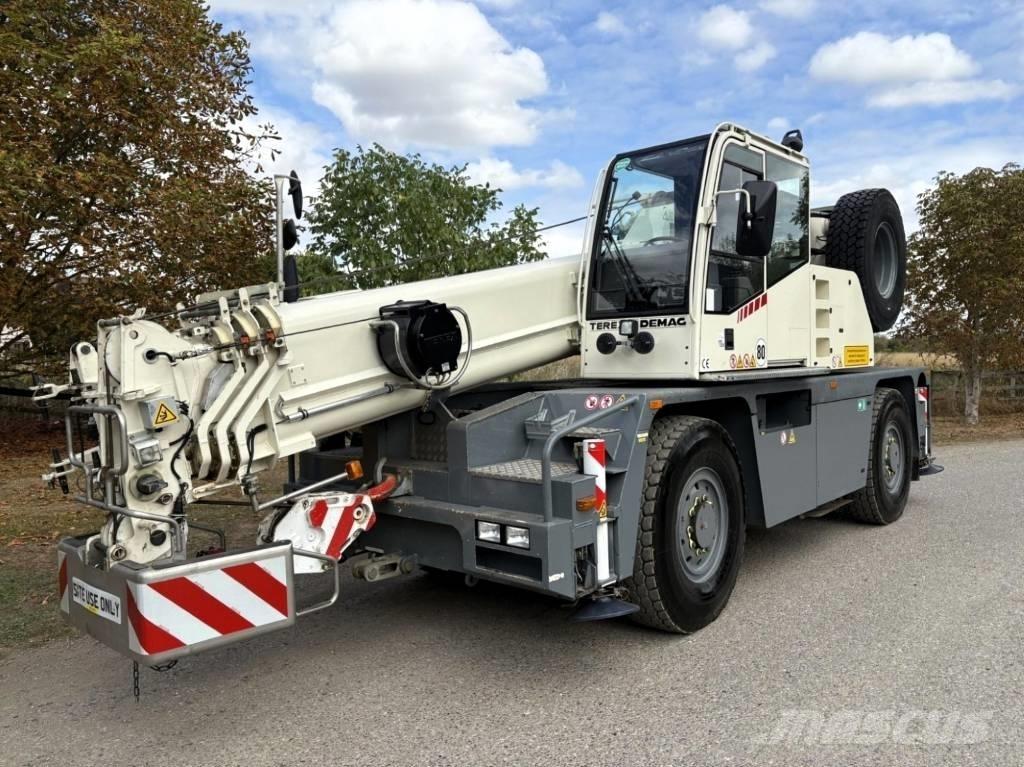 Terex Demag AC30 Univerzálne terénne žeriavy
