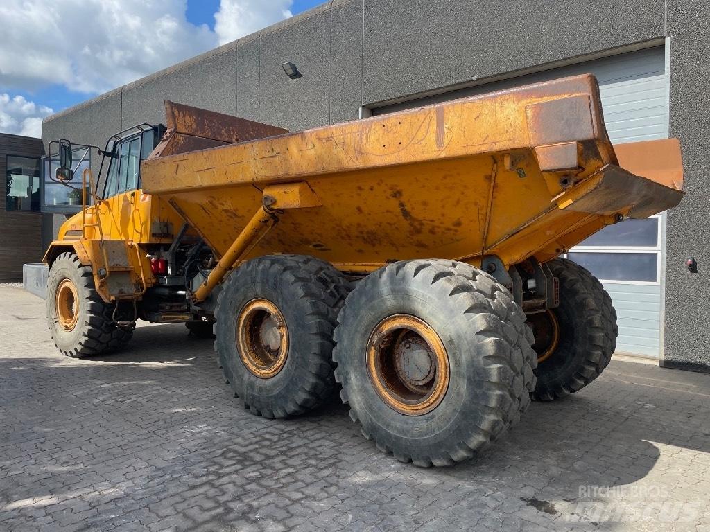 Terex TA27 Kĺbové nákladné autá