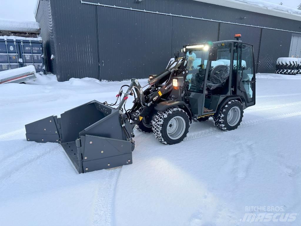 Weidemann 1260LP Kompaktné traktory