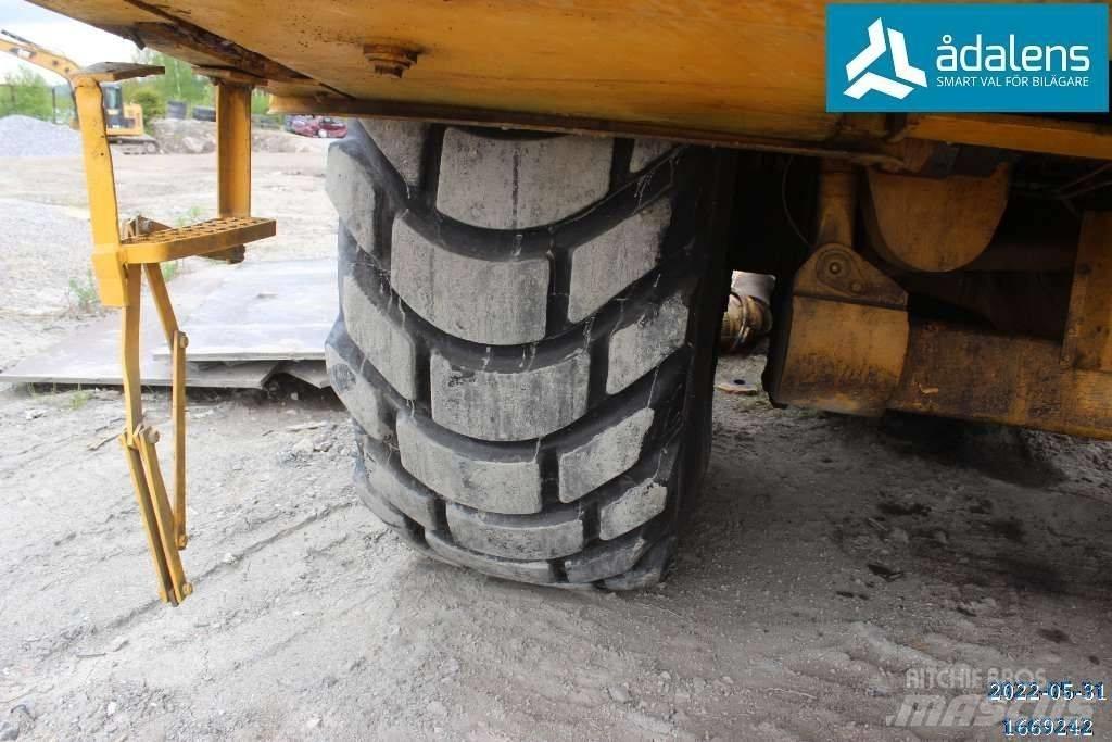  Dumper hjul 33.25-35 Pneumatiky, kolesá a ráfiky