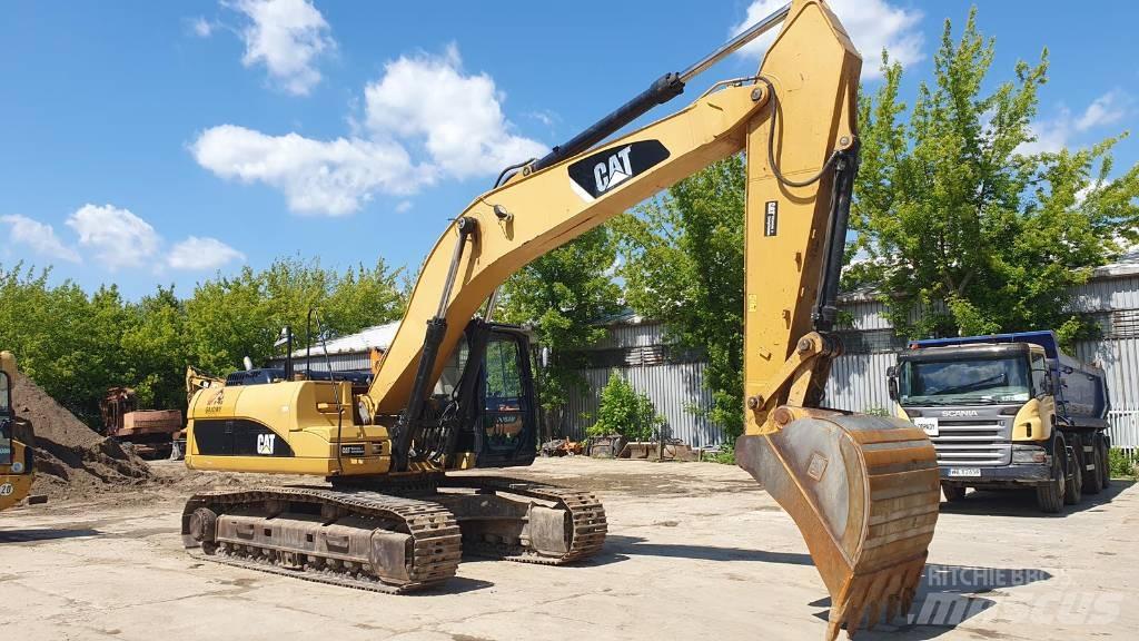CAT 329 D Rýpadlá s dlhým dosahom