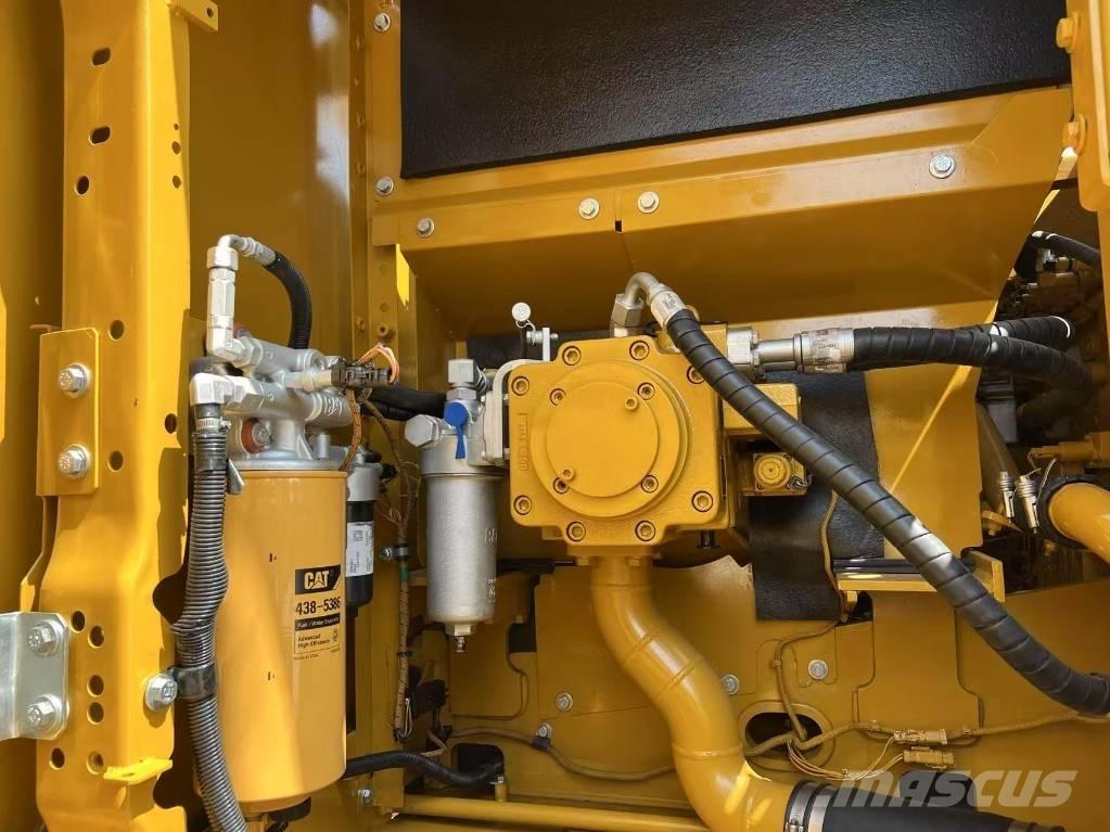 CAT 320 GC Pásové rýpadlá