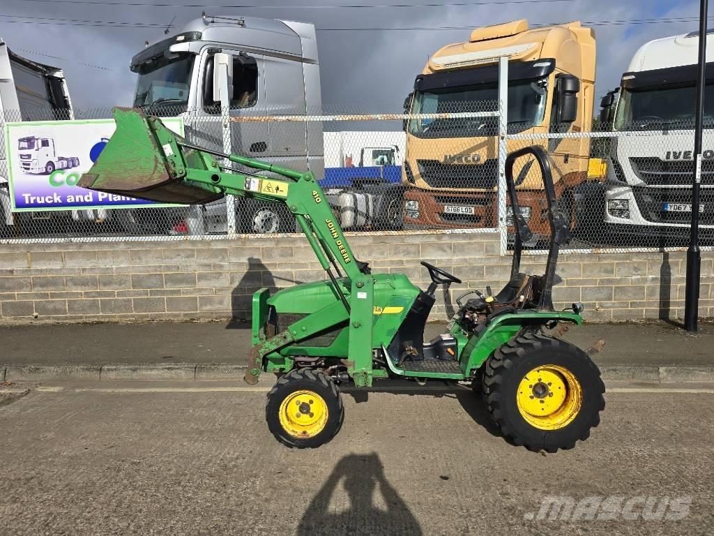 John Deere 2520 HST Kompaktné traktory