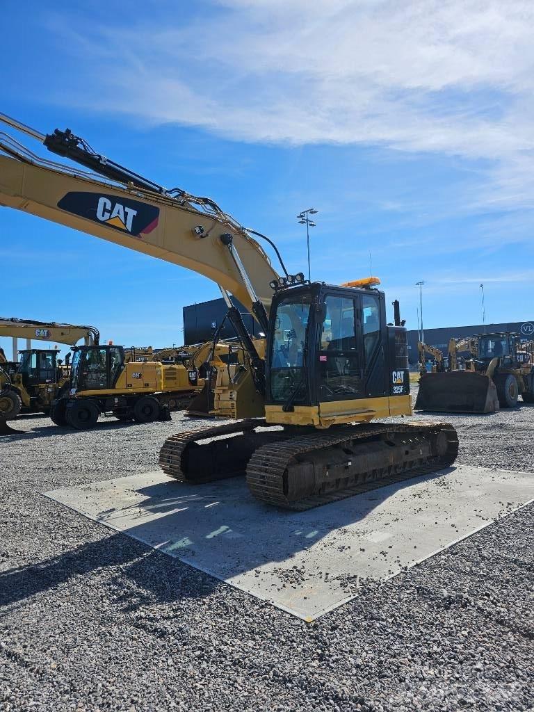CAT 325 F Pásové rýpadlá