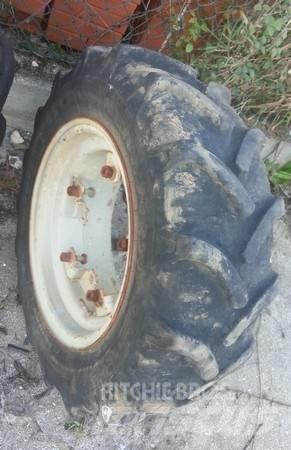  Pneu 280/70R18 Pneumatiky, kolesá a ráfiky