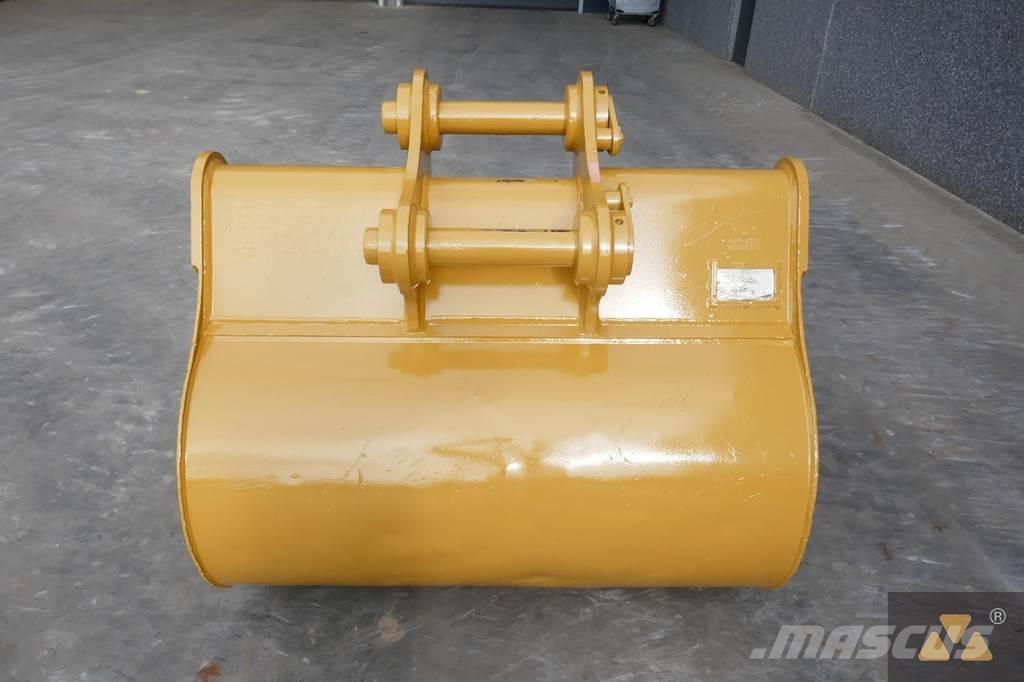 CAT 320 Bucket Lopaty