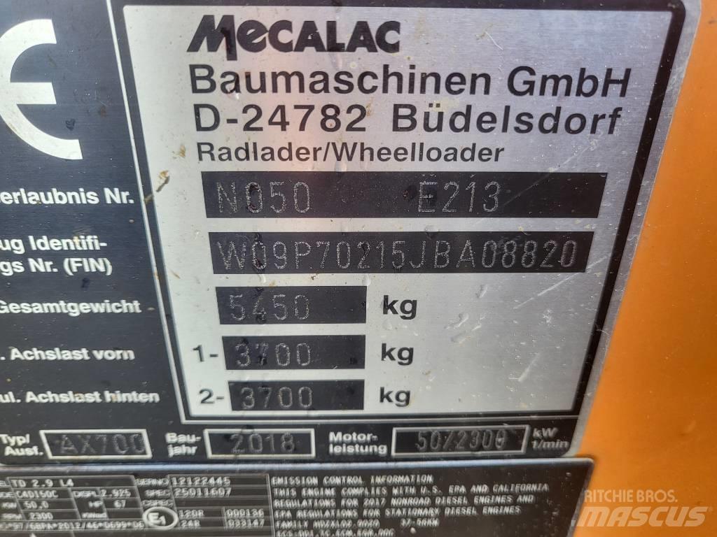 Mecalac AX 700 Kolesové nakladače