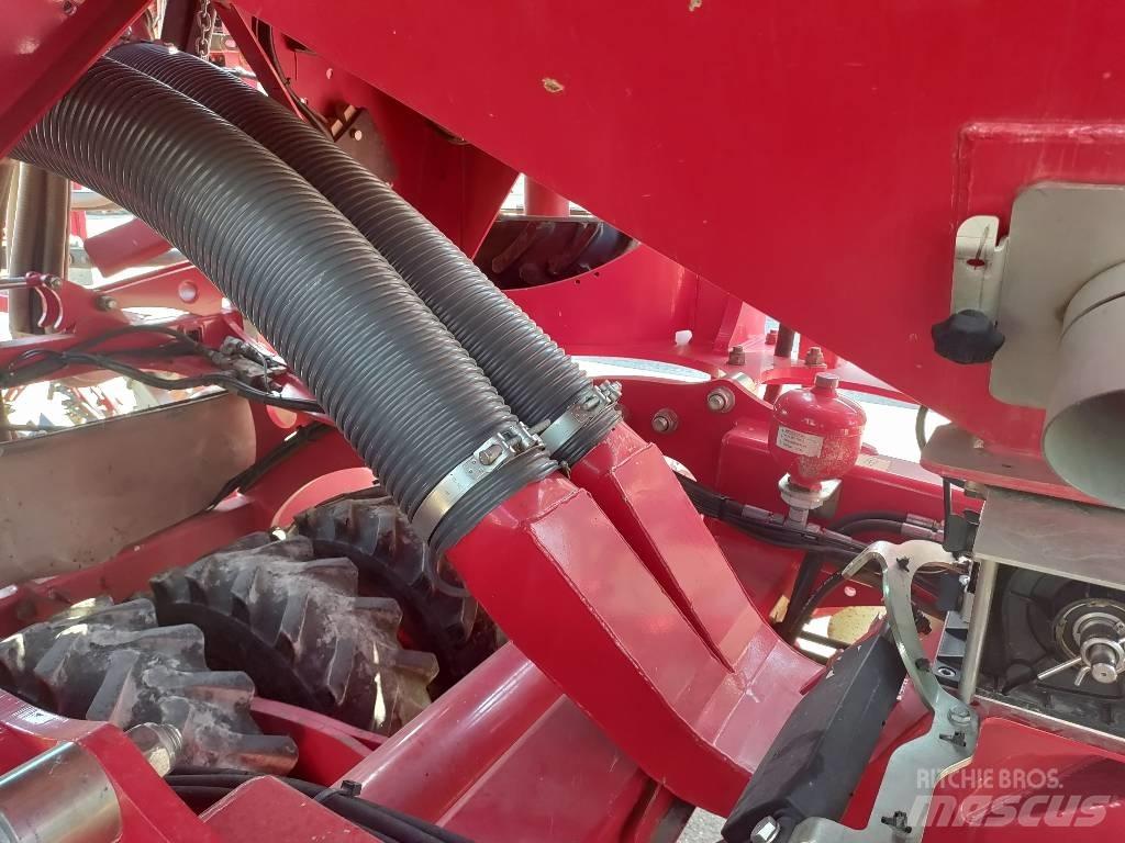 Horsch Pronto 8 DC Mechanické sejačky
