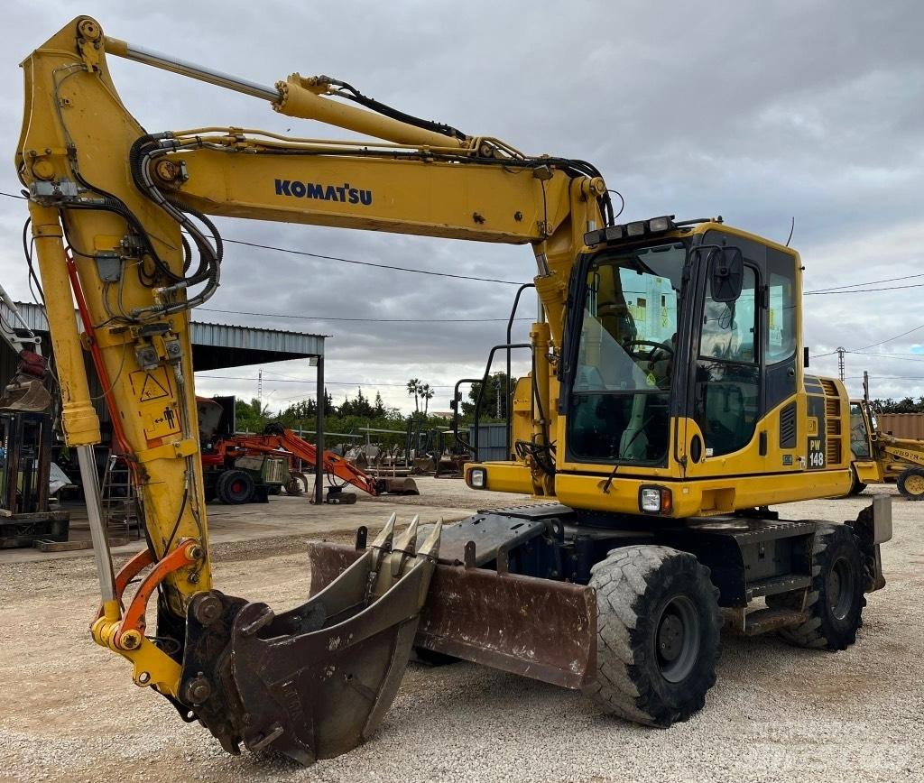 Komatsu PW148-8 Kolesové rýpadlá