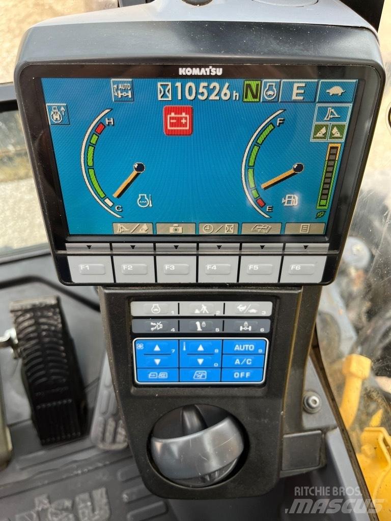 Komatsu PW148-8 Kolesové rýpadlá