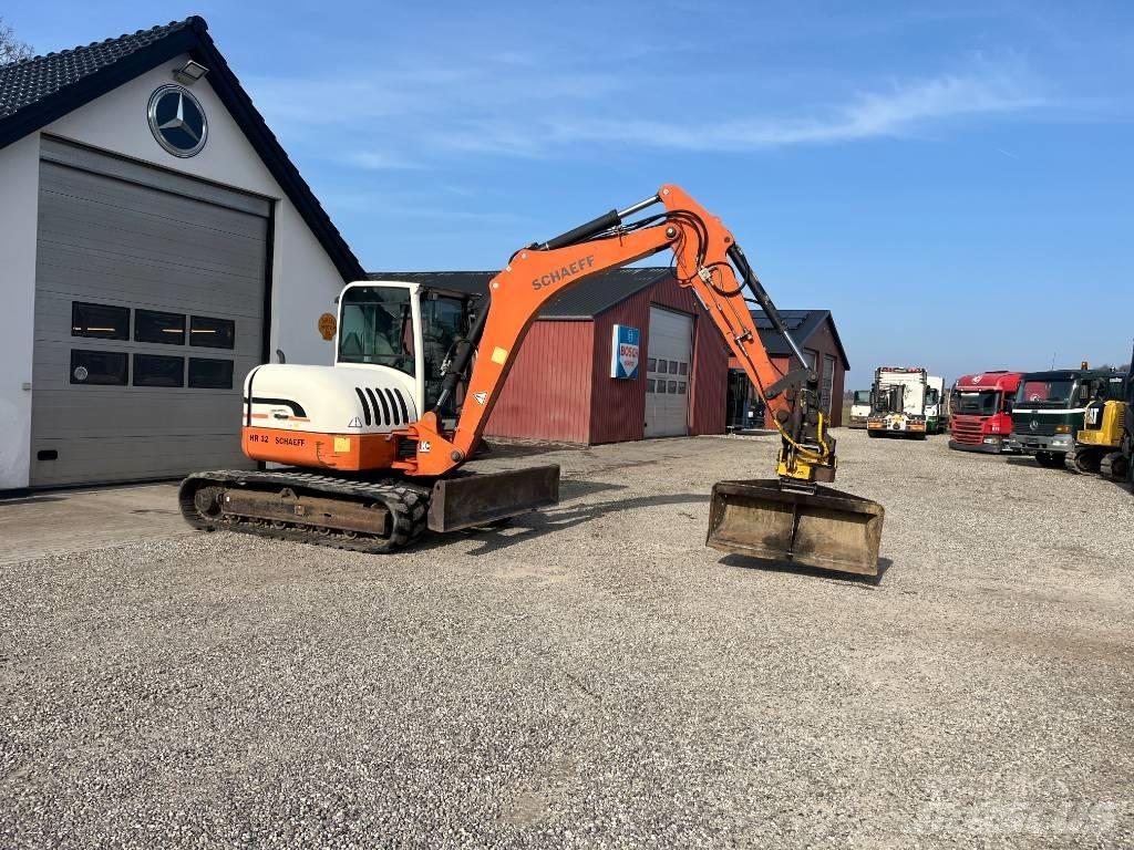 Schaeff HR 32 Midi rýpadlá 7 t - 12 t