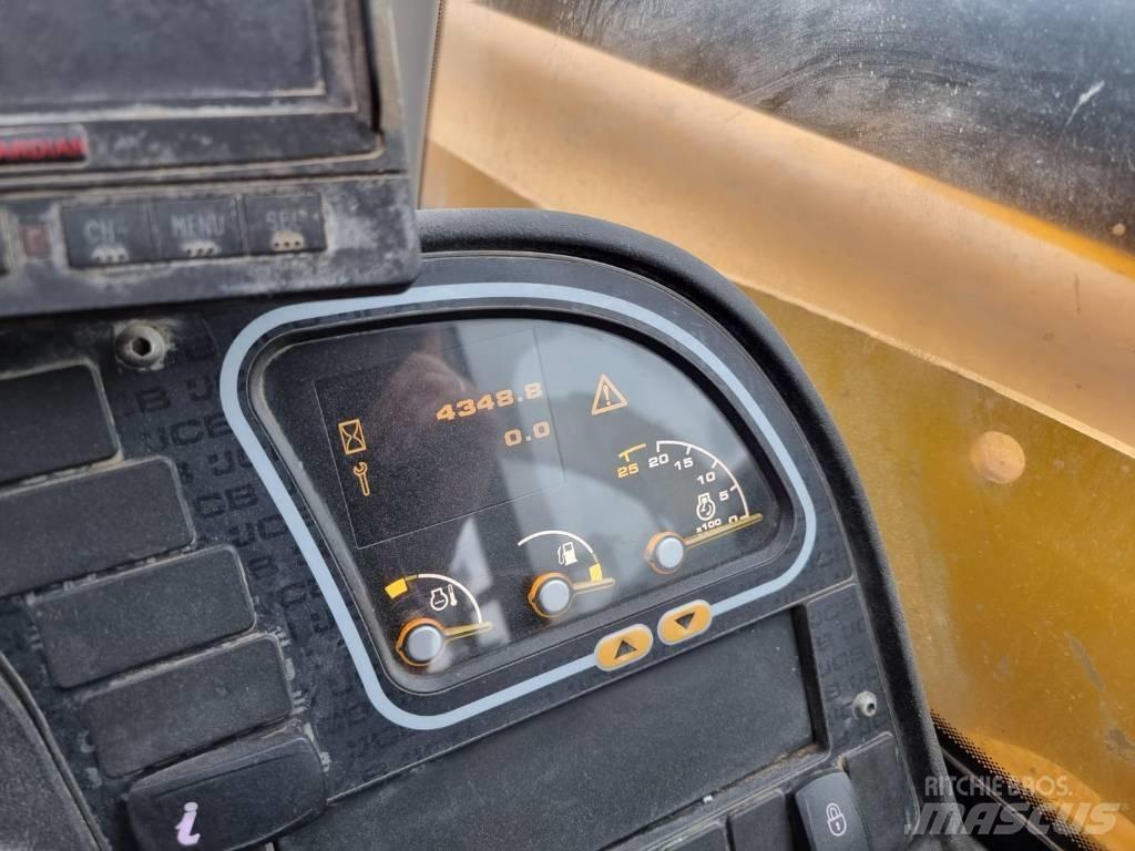 JCB 540-170 Teleskopické manipulátory
