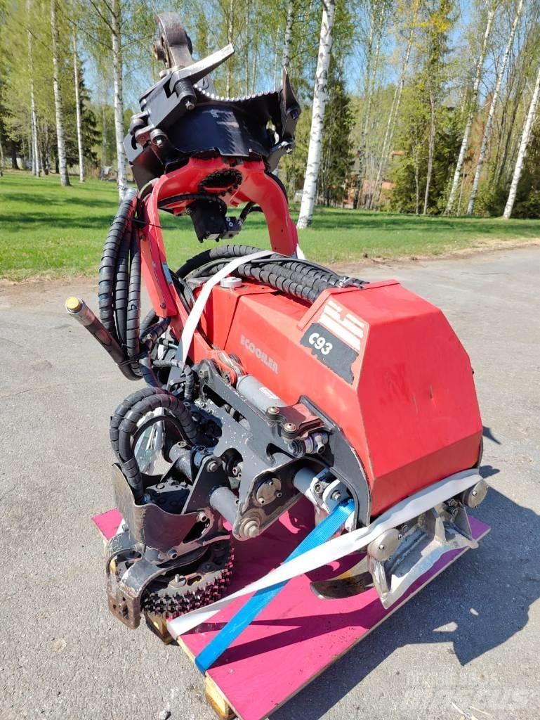 Komatsu C 93 Žatevné hlavy