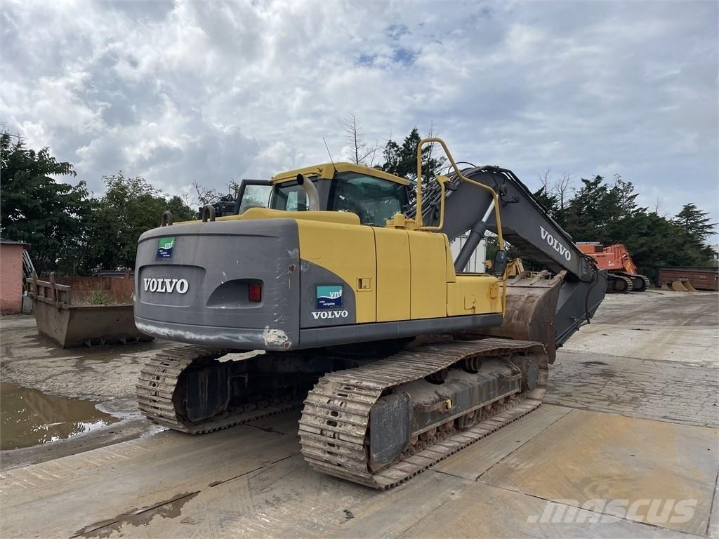 Volvo EC 160 LC Pásové rýpadlá
