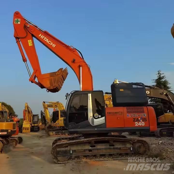 Hitachi ZX240 Pásové rýpadlá