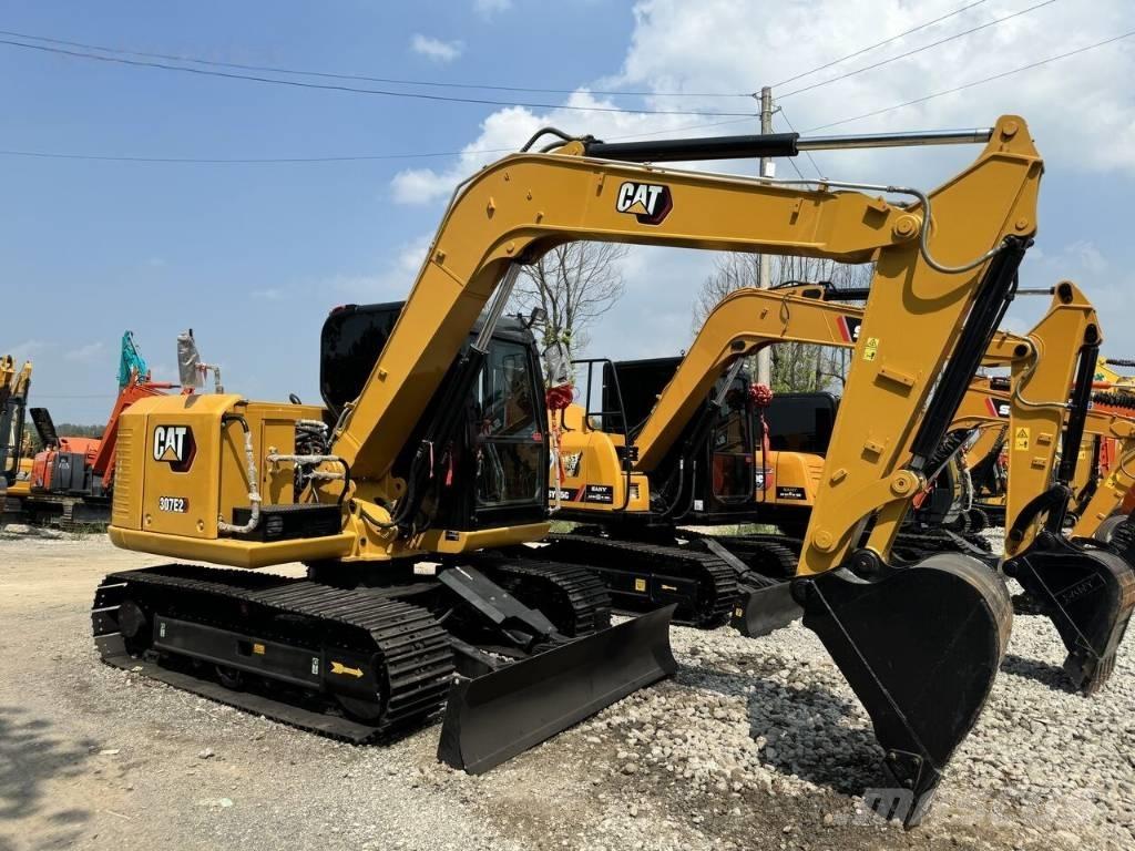 CAT 307 E2 Pásové rýpadlá