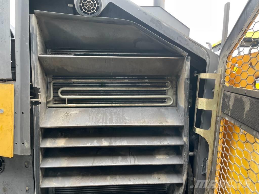 Volvo P7820C Finišéry