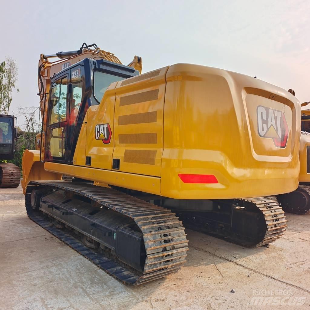 CAT 323 GC Pásové rýpadlá