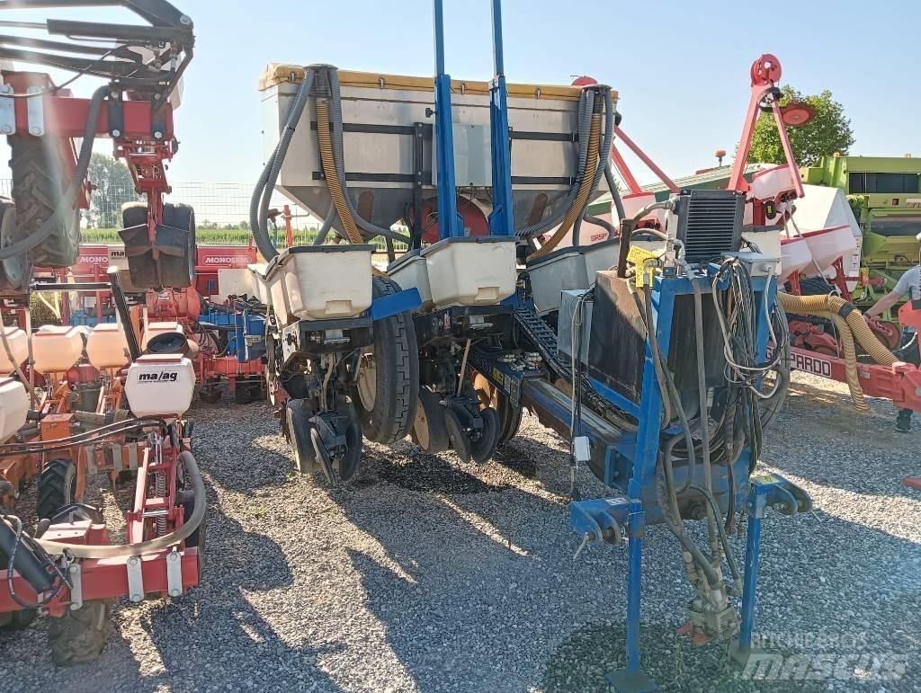 Kinze 3000 Sadiace stroje